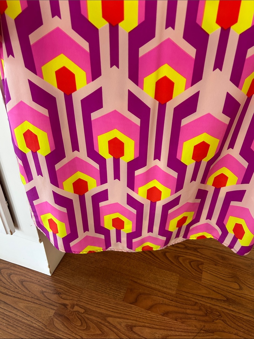 Vivid Pink Geo-Print Midi Dress with Neon Accents - Picture 4 of 5